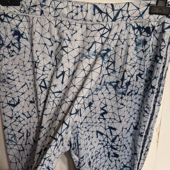 Lululemon | Retreat Yogi Crop Star Crushed Silver Fox Deep Navy - Picture 11 of 11